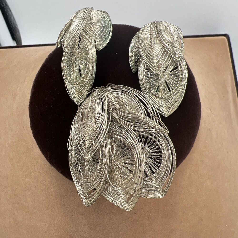 1930's vintage West Germany "spun wire" filigree leaf demi-parure set